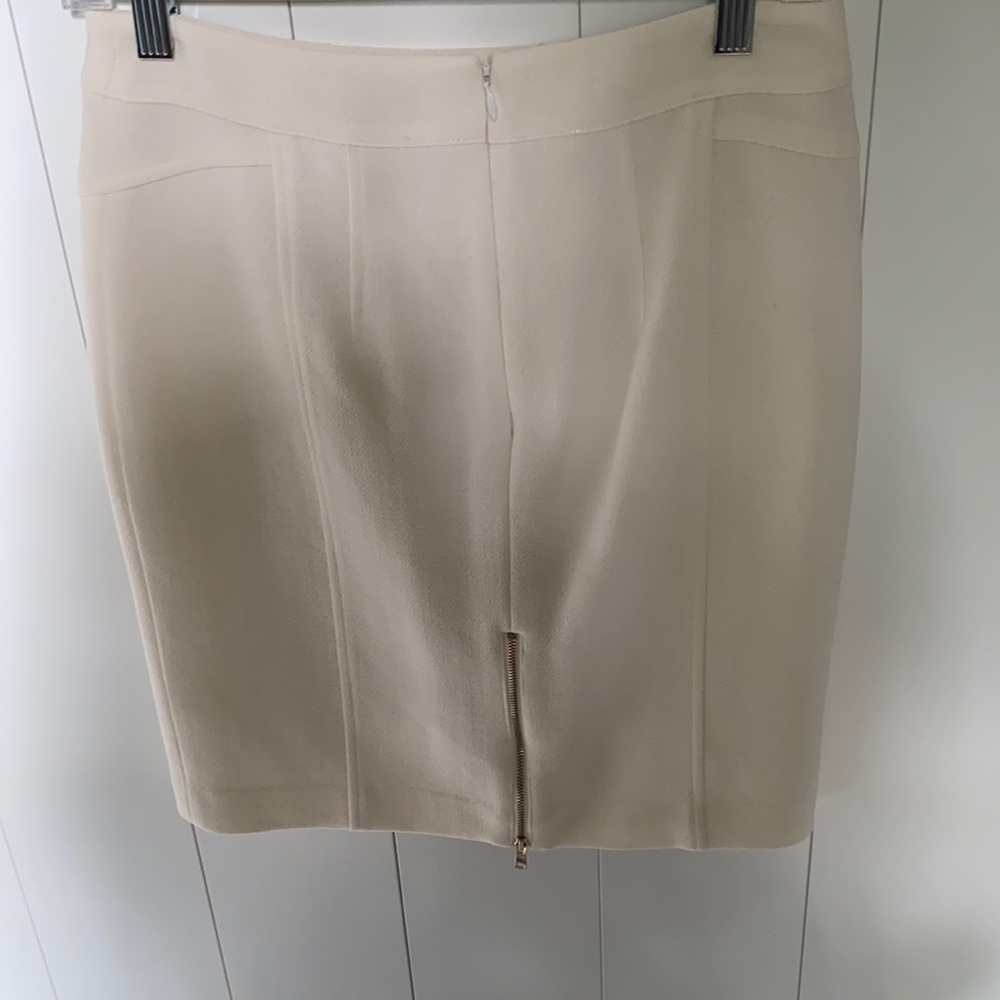 BEAUTIFUL ANN TAYLOR SKIRT